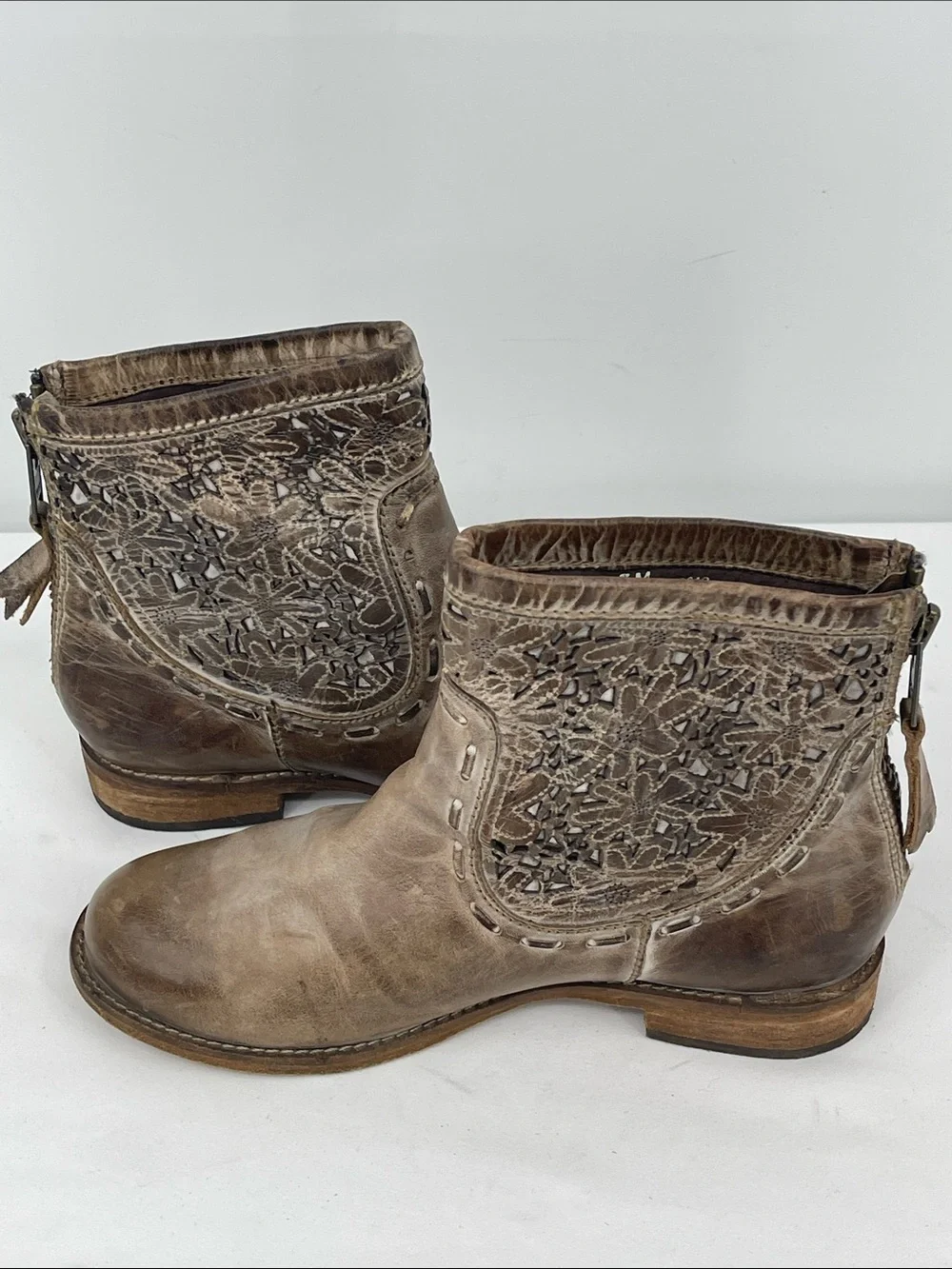 CORRAL SIZE 7M Women's Taupe Cutout Leather Ankle Boots BACK ZIPPER